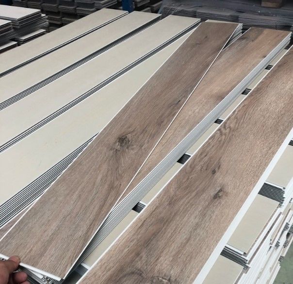 Relle SPC 클릭판 바닥 4mm 5mm 6mm 7mm 두께 고급 SPC 바닥