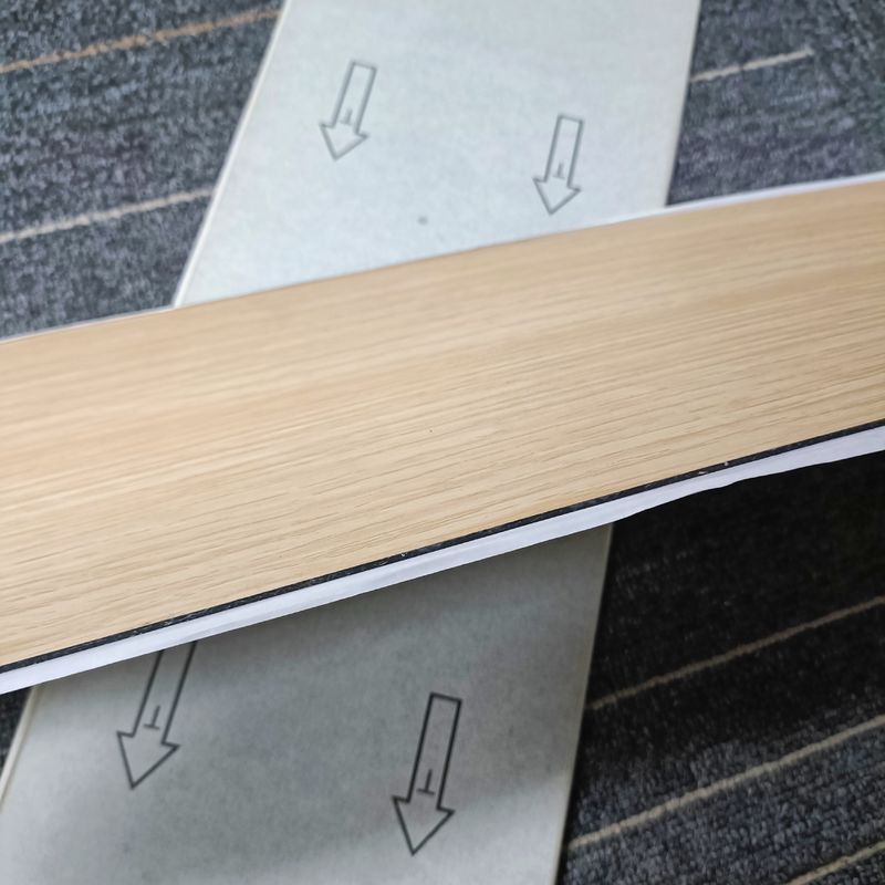 릴 PVC LVT 비닐 바닥 자착 2mm 고급 비닐 판지 바닥